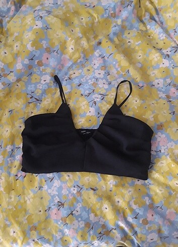 Siyah Crop Üst