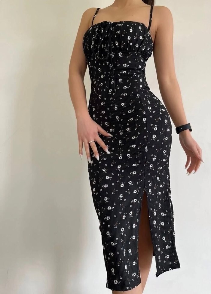 Siyah Çiçekli Askılı Uzun Elbise - Görsel 2