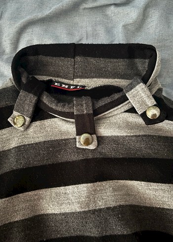 Y2K Çizgili Kazak - Görsel 3