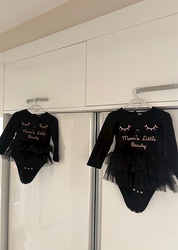 İkiz bebek Uzun Kollu Siyah Fırfırlı Bebek Body (adet fiyatı)