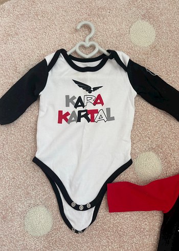 Bjk lisanlı Uzun Kollu Siyah Baskılı Bebek Body - Görsel 2