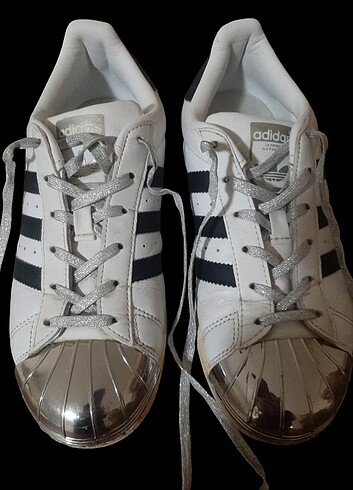 36,5 Beden beyaz Renk adidas bayan ayakkabı orjinal 36,5 nunara