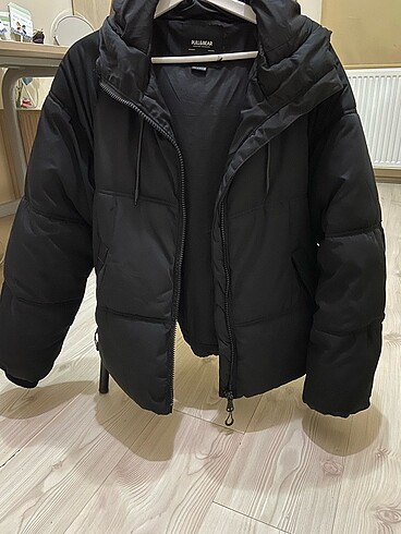 s Beden Pull and bear mont