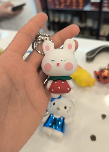 Renkli Tavşan ve Kedi Figürlü Anahtarlık