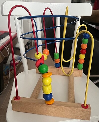 Ahşap renkli boncuklu borulu bebek zeka geliştirme oyuncağı