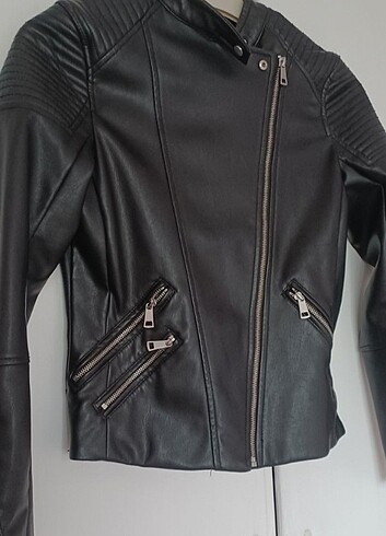 36 Beden siyah Renk H&M Deri Ceket