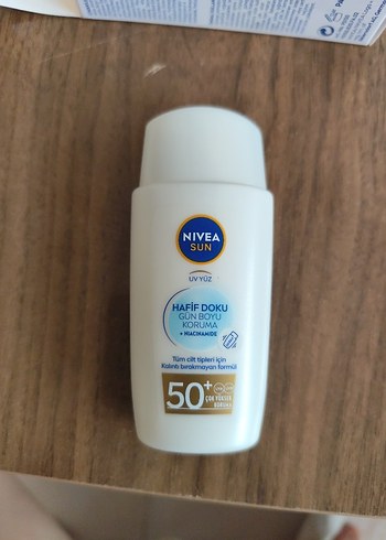 Nivea Nivea Sun SPF 50+ Çok Yüksek Koruma Güneş Kremi