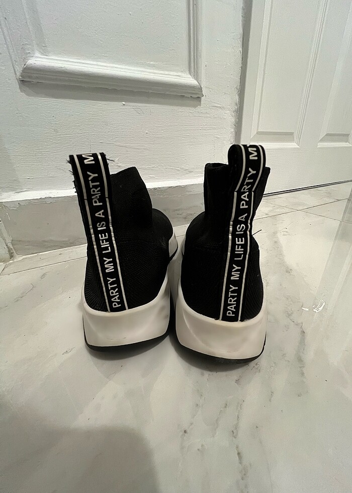 Bershka Spor Ayakkabı - Görsel 3