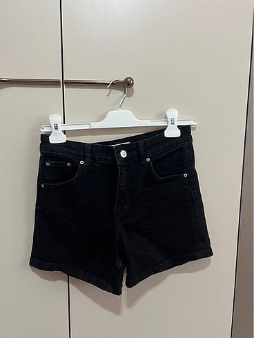 Bershka Şort - Görsel 2