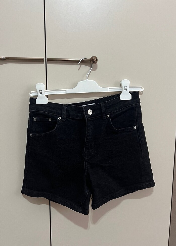 Bershka Şort - Görsel 2