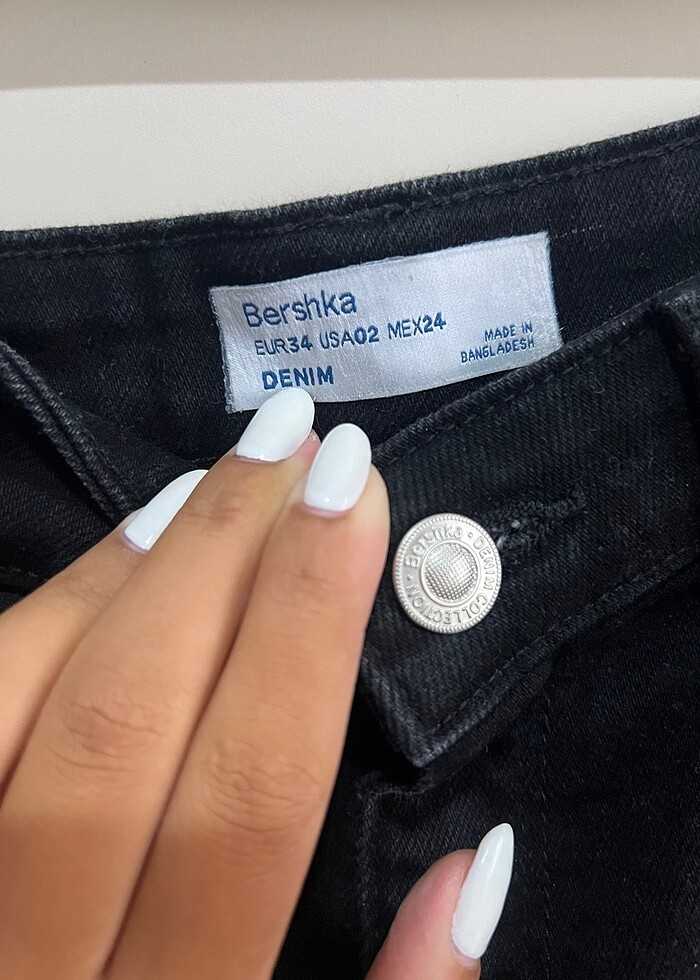 Bershka Şort - Görsel 3