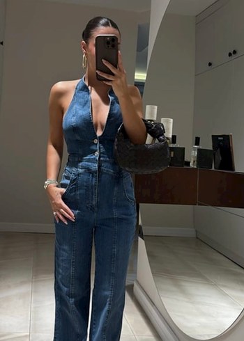 m Beden Sırt Dekolteli Ön Düğme Detaylı Jean Tulum