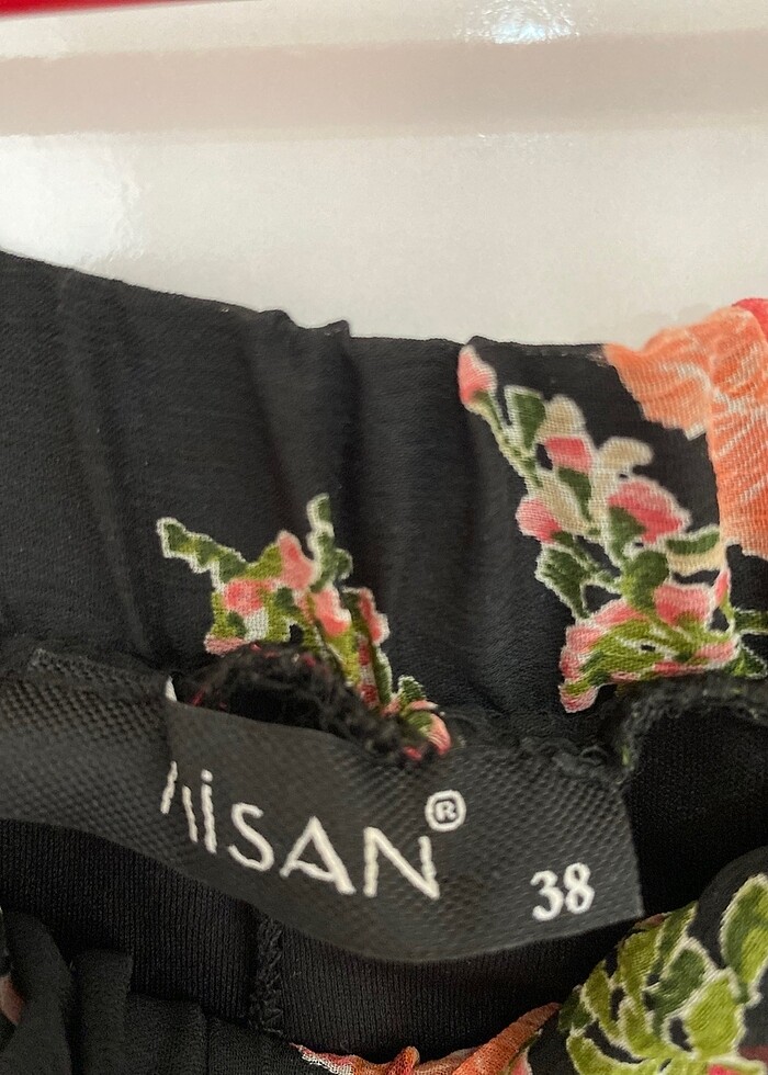 Çiçekli elbise - Görsel 2