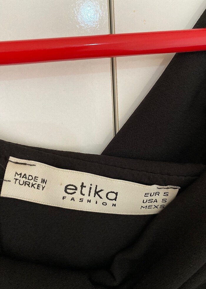 Siyah davet elbisesi - Görsel 2