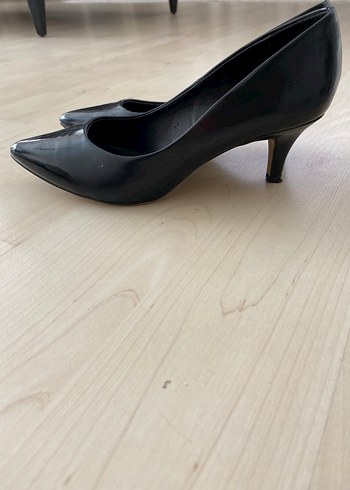 Siyah Rugan Kadın Stiletto Topuklu Ayakkabı - Görsel 4