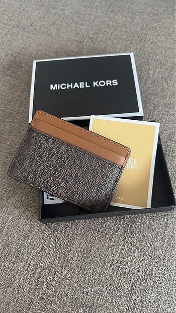  Beden Michael Kors Kartlık