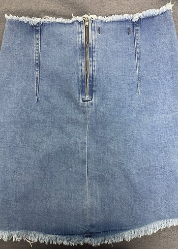 Düğmeli Nakışlı Denim Mini Etek - Görsel 2