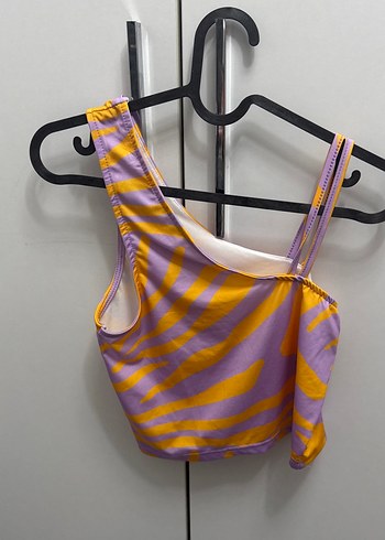 Drapeli Asimetrik Mini Spor Üst - Görsel 2