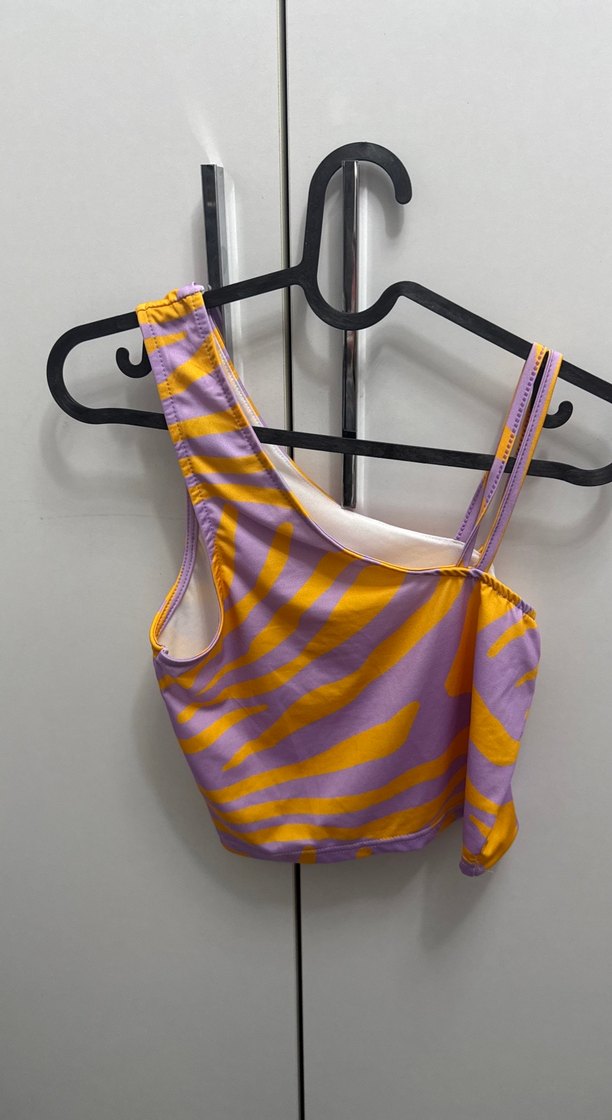 Drapeli Asimetrik  Mini Spor Üst - Görsel 2