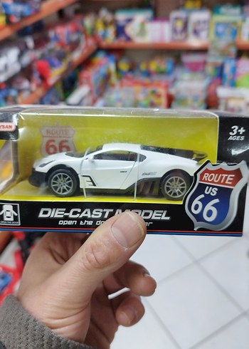 Beyaz Die Cast Oyuncak Araba