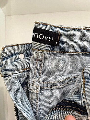 Renöve paça detay jean
