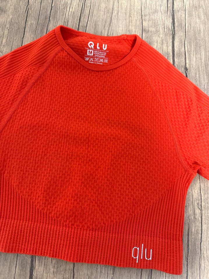 Kırmızı Kadın qlu kırmızı kısa kollu Kollu Crop Top - Görsel 2