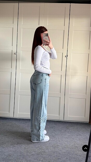 36 Beden Fiyonk detaylı jean