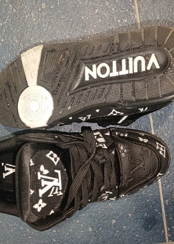 LOUİS VUİTTON 42 NOSiyah Bağcıklı Erkek Spor Ayakkabı - Görsel 3