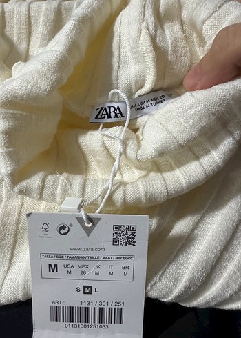 Bej Kısa Dik Yaka Triko Kadın Kazak - Görsel 3