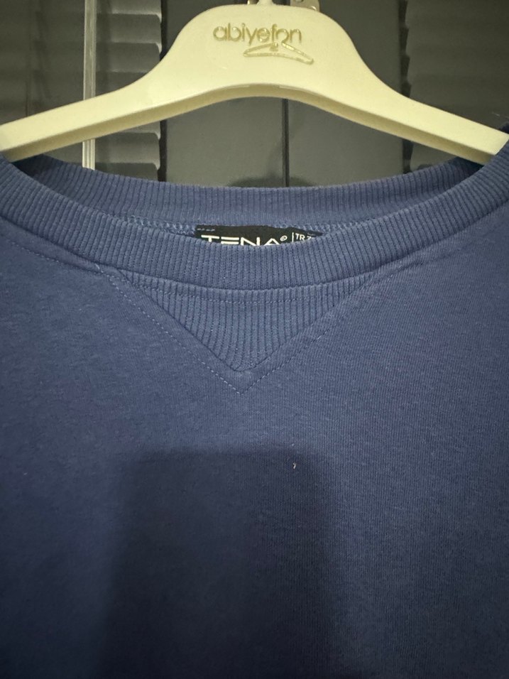 Mavi Crop Sweatshirt (Kadın) - Görsel 2