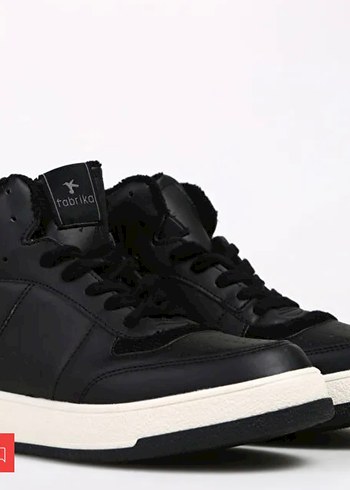 Fabrika Kadın Spor Bot - Görsel 4