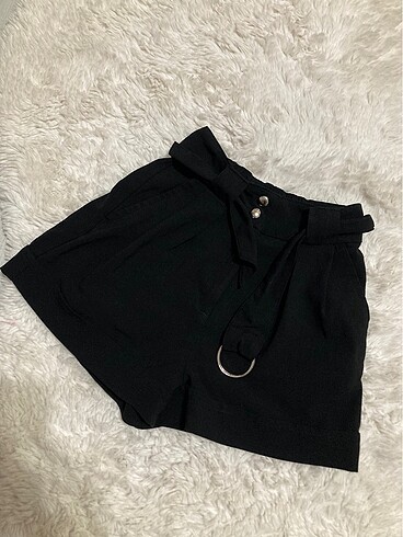 Bershka Şort