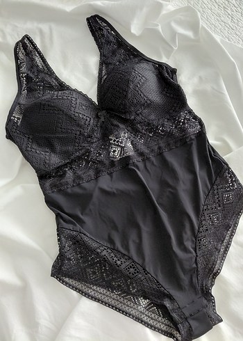 Siyah Gotik Dantel Body