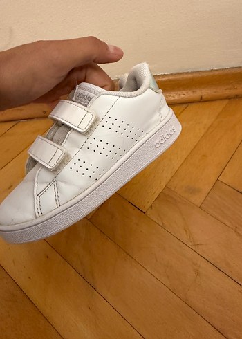Çocuk Beyaz Cırtlı Spor Ayakkabı