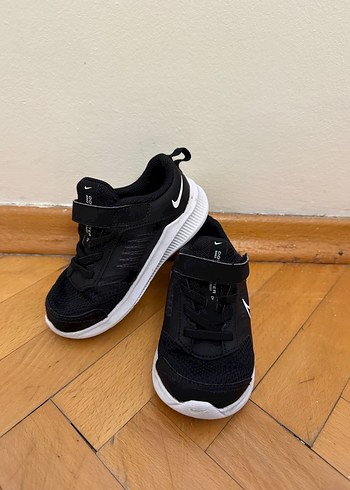 25 Beden Siyah Erkek Çocuk Spor Ayakkabı Velcro