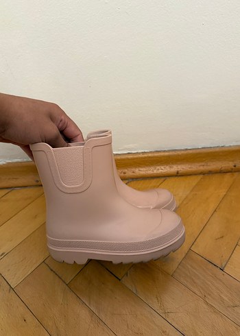 25 Beden Kız Çocuk Pembe Kauçuk Bot