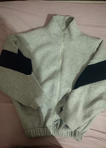 Crop hırka 