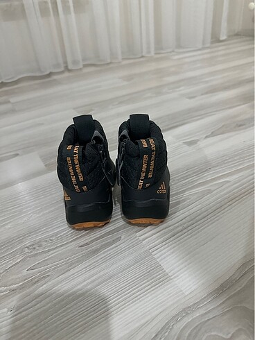 22 Beden Adidas 22 no kar botu
