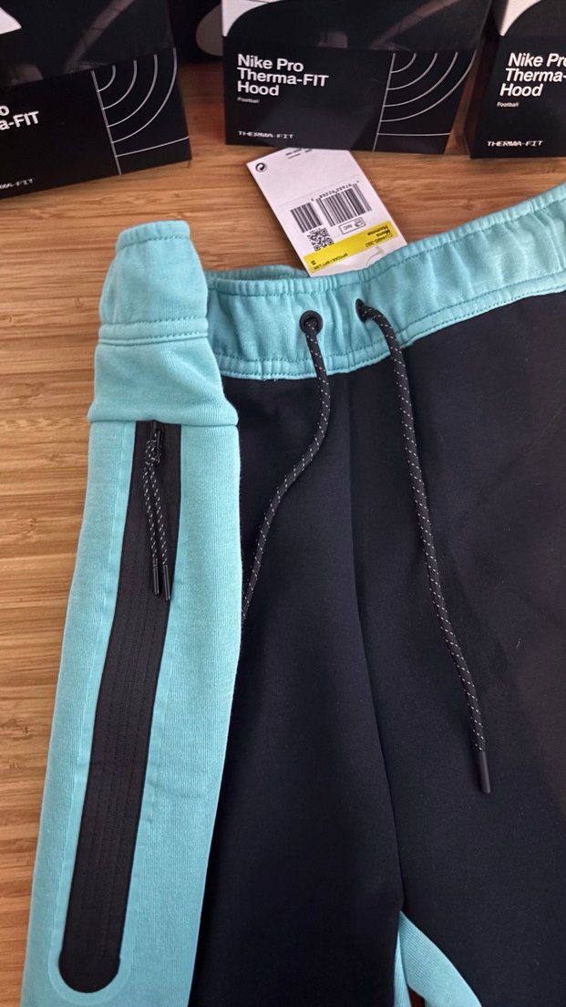Nike Tech Fleece Tiffany - Görsel 2