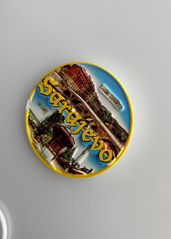 Renkli Sarajevo Temalı Erkek Rozet