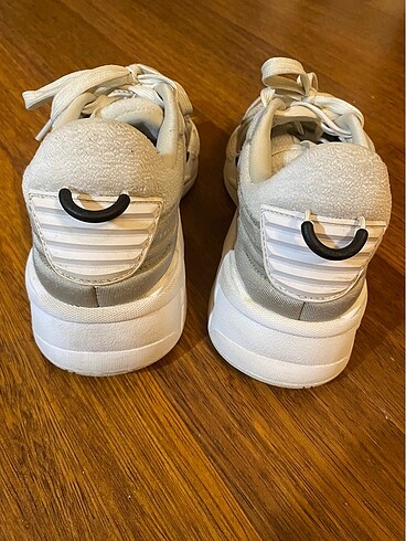 39 Beden Puma spor ayakkabı. 39 numara