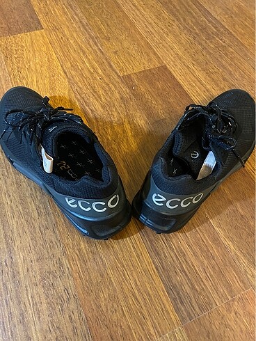 38 Beden Ecco spor ayakkabı. 38 numara.