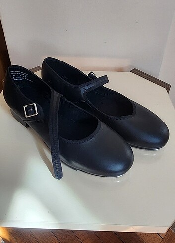 Capezio dans ayakkabısı ( flamenko )