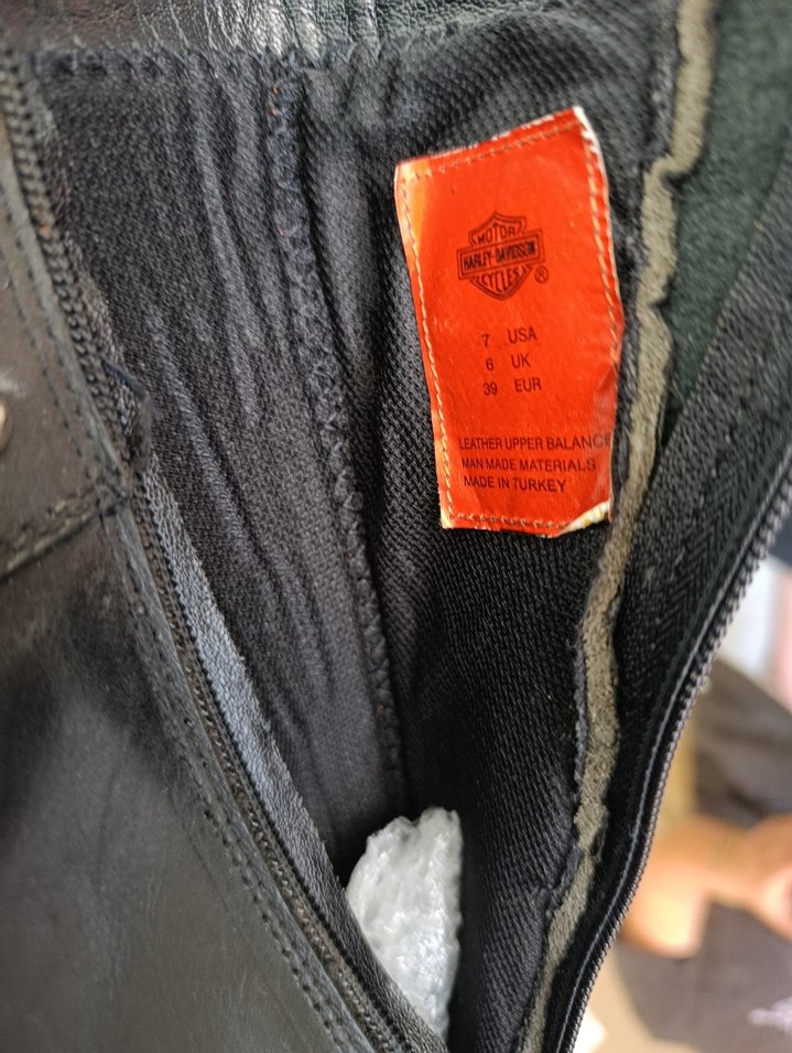 Tokalı Siyah Deri Yüksek Topuklu Gotik Çizme - Görsel 2