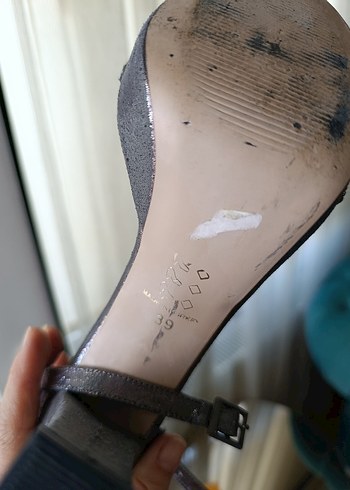 Gri Yılan Desenli Platform Topuklu Kadın Ayakkabı - Görsel 9