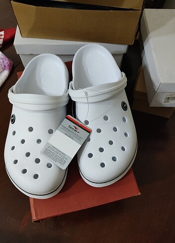 45 NUMARA TERLİK SANDALET 