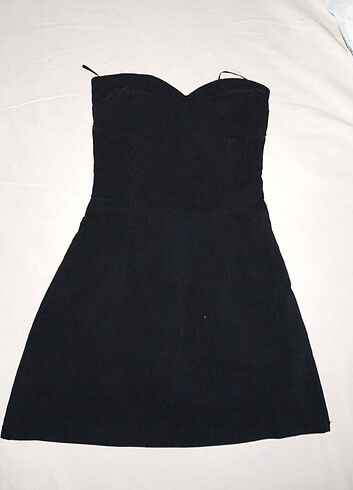 BERSHKA STRAPLEZ ELBİSE