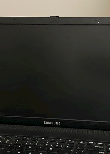 Siyah Samsung Dizüstü Bilgisayar
