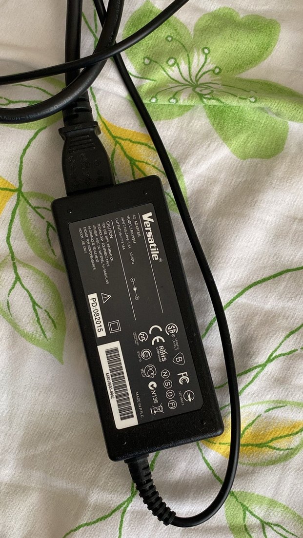 Siyah Samsung Dizüstü Bilgisayar - Görsel 5