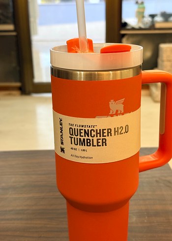 Turuncu Stanley termos - Görsel 4